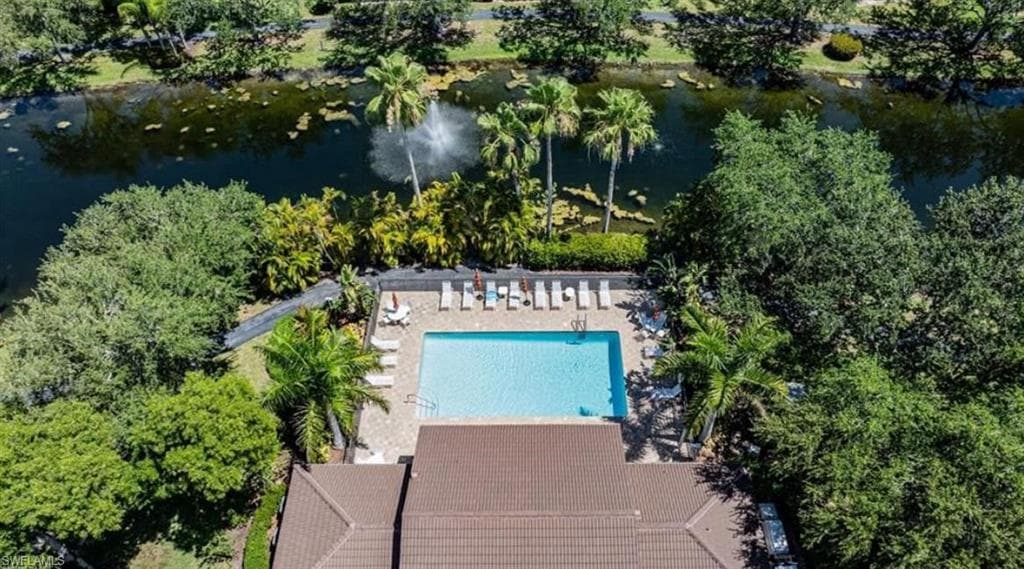 200 Diamond Cir 207, Naples, FL 34110-35