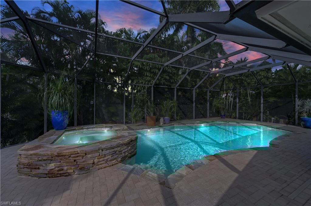 1303 Wahoo Ct, Naples, FL 34102-11