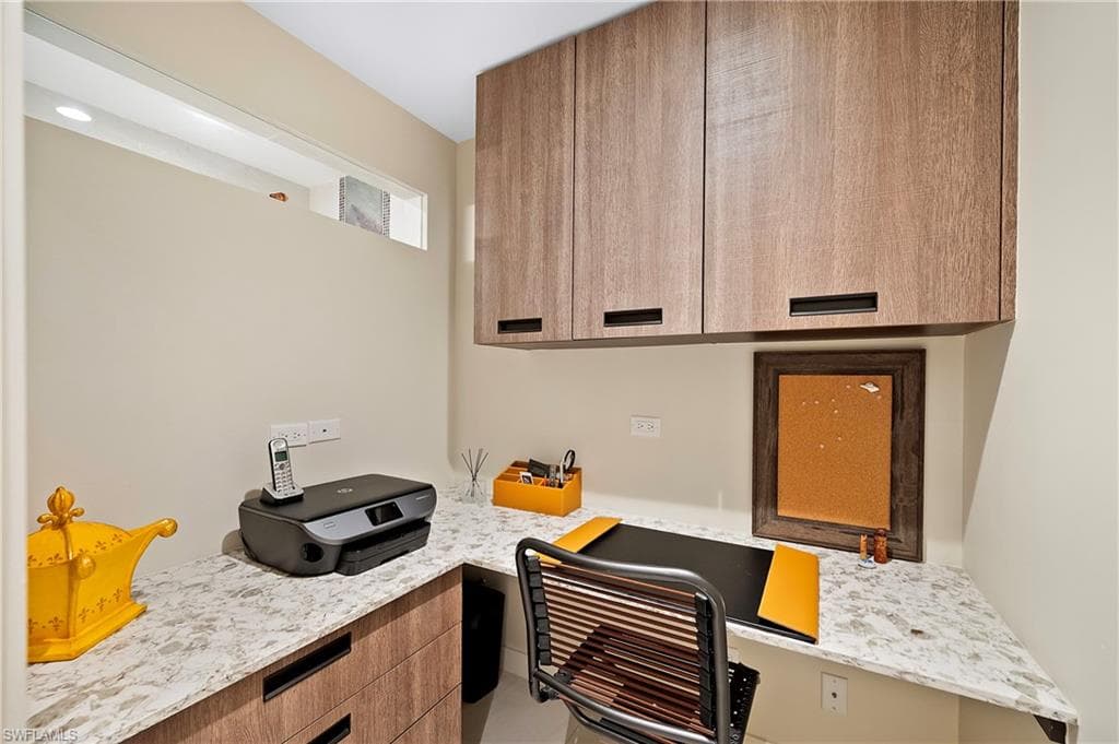 1303 Wahoo Ct, Naples, FL 34102-29
