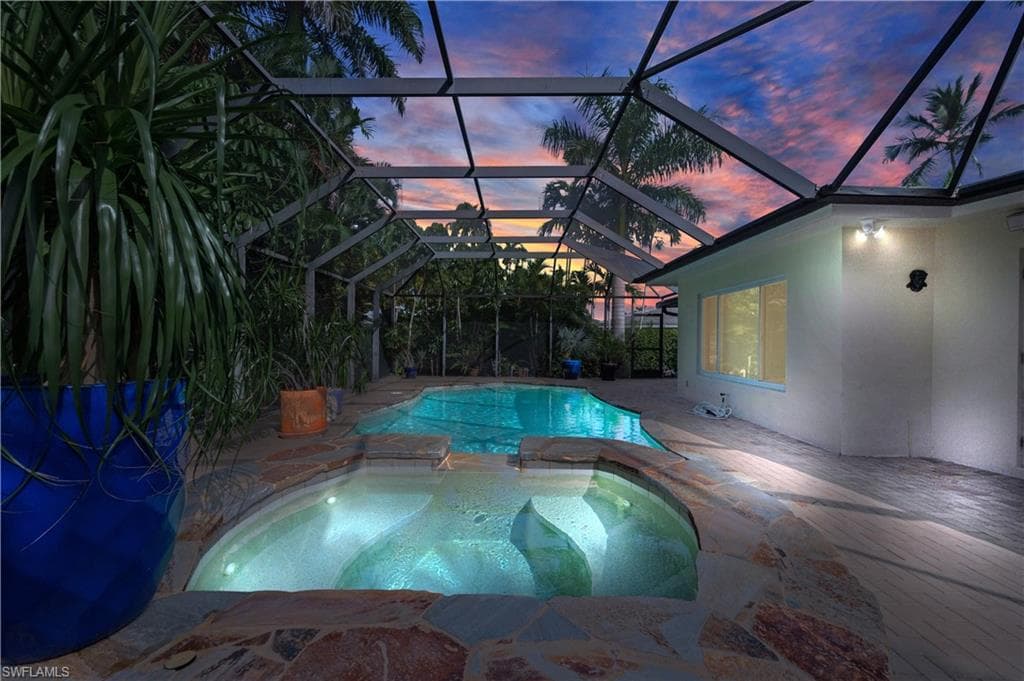 1303 Wahoo Ct, Naples, FL 34102-41