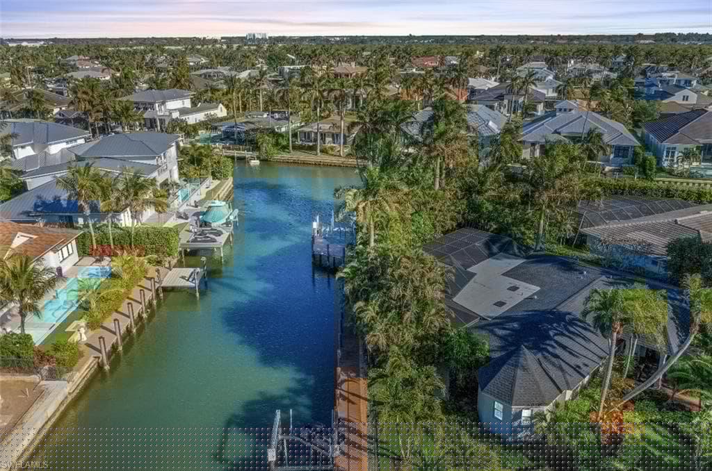 1303 Wahoo Ct, Naples, FL 34102-6