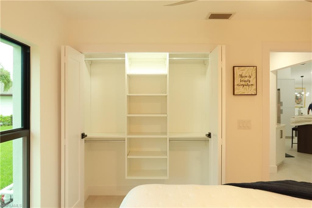 181 Briarcliff Ln, Naples, FL 34113-24