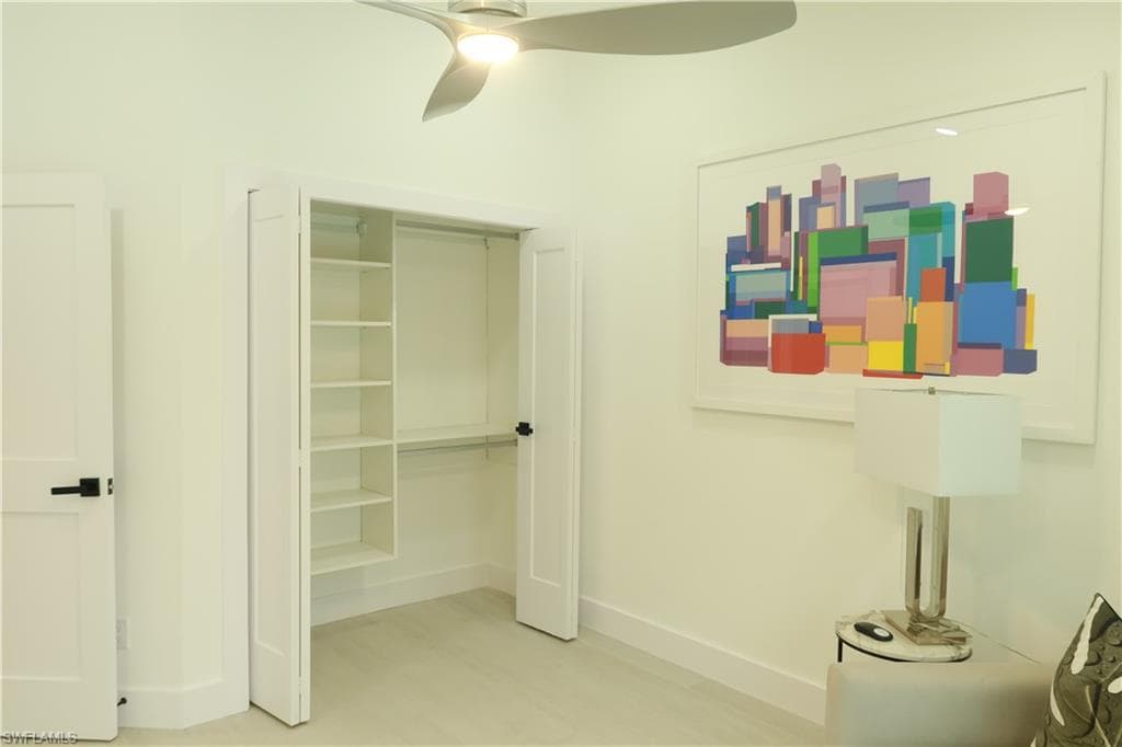 181 Briarcliff Ln, Naples, FL 34113-28