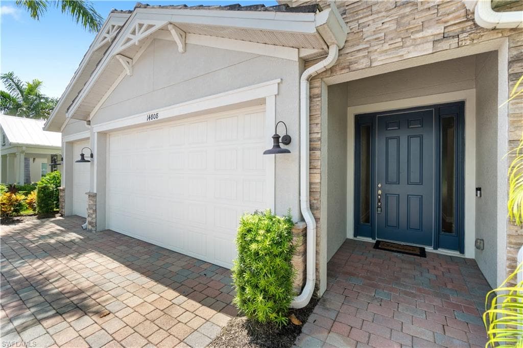 14808 Windward Ln, Naples, FL 34114-12