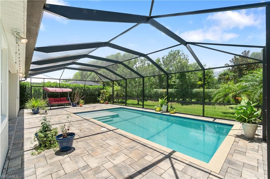14808 Windward Ln, Naples, FL 34114-25
