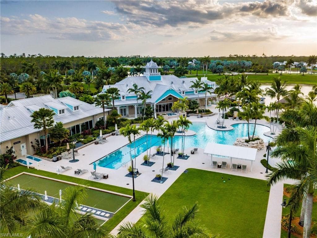 14808 Windward Ln, Naples, FL 34114-36
