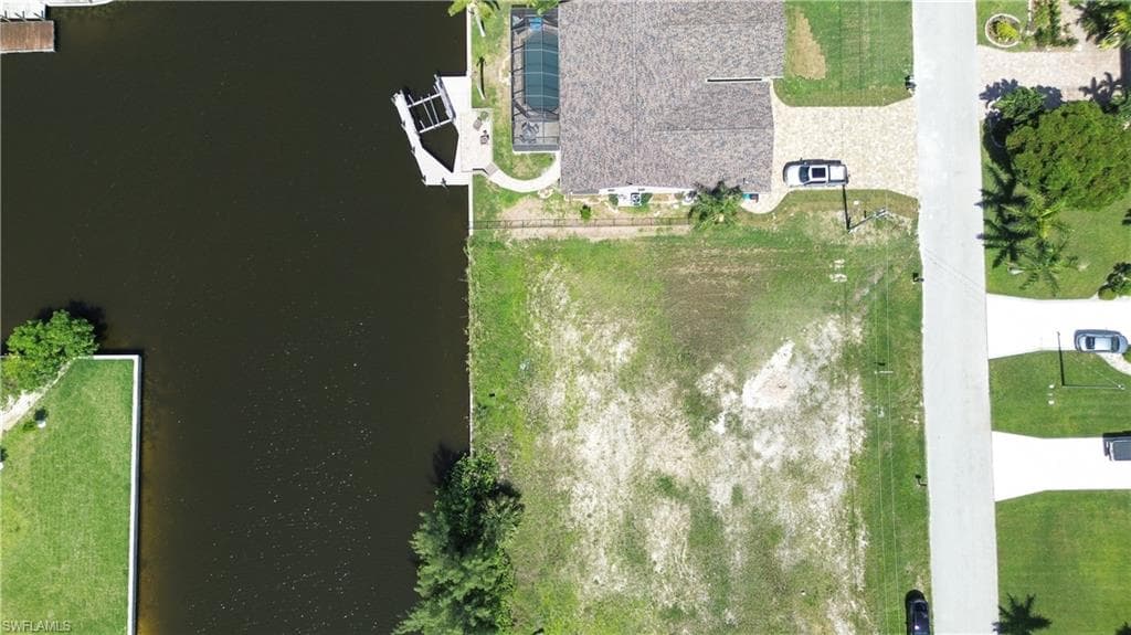 2527 35th Ln, Cape Coral, FL 33914-4