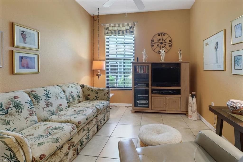 7685 Meadow Lakes Dr 1301, Naples, FL 34104-22