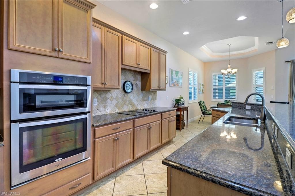 7787 Martino Cir, Naples, FL 34112-10