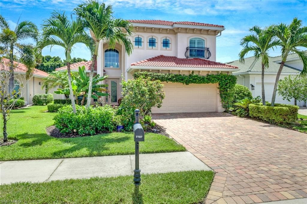 7787 Martino Cir, Naples, FL 34112-2