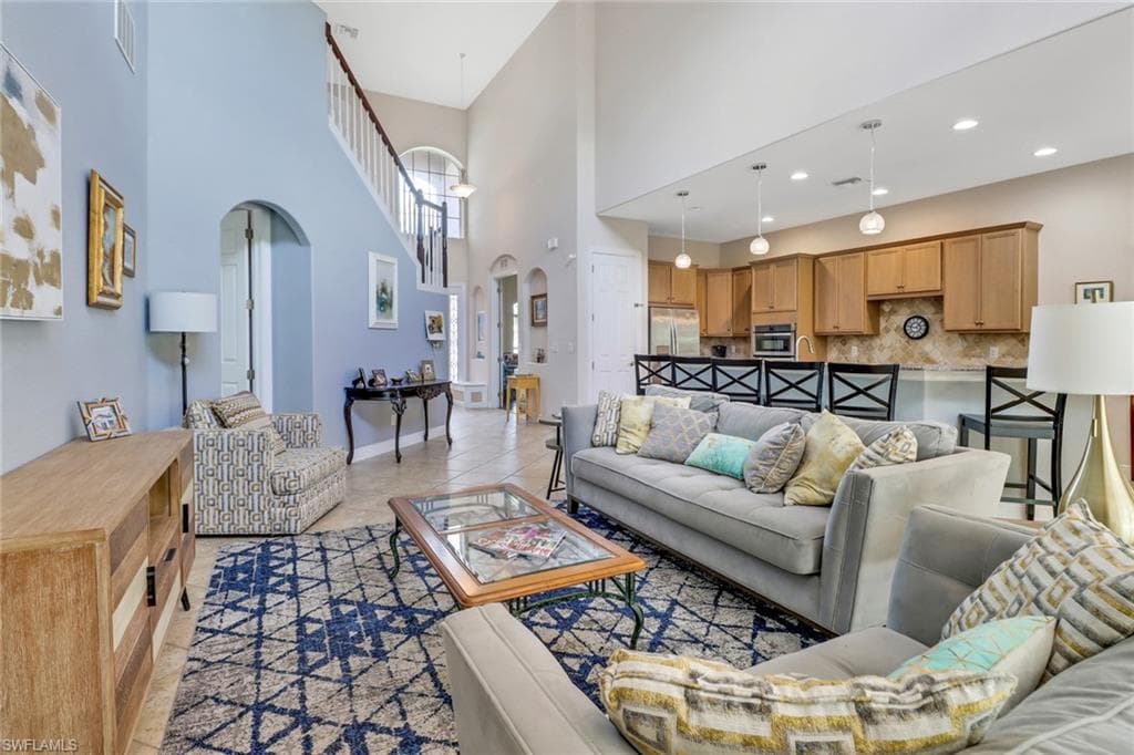 7787 Martino Cir, Naples, FL 34112-33