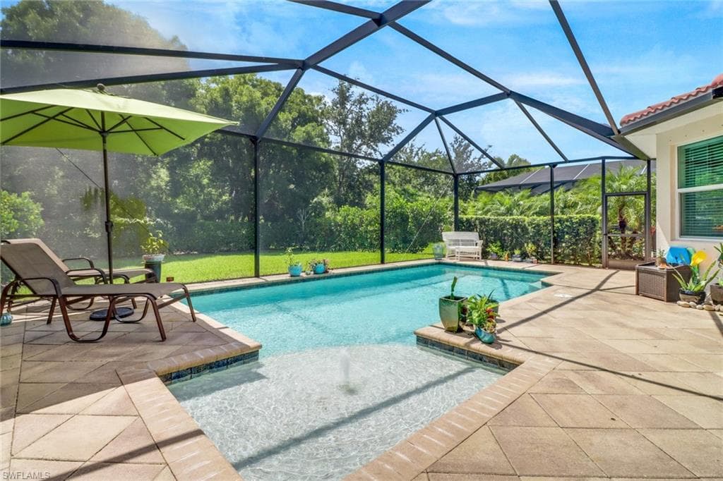 7787 Martino Cir, Naples, FL 34112-6