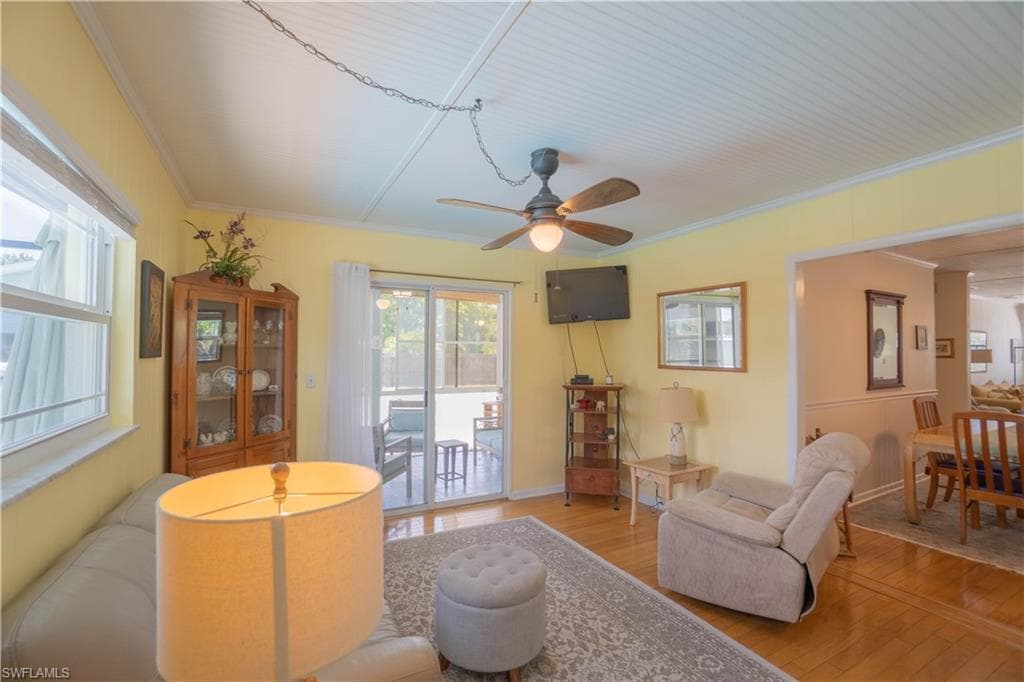 736 104th Ave N, Naples, FL 34108-11