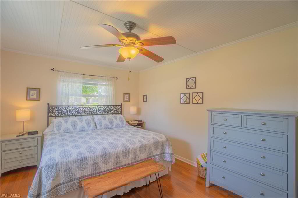736 104th Ave N, Naples, FL 34108-16