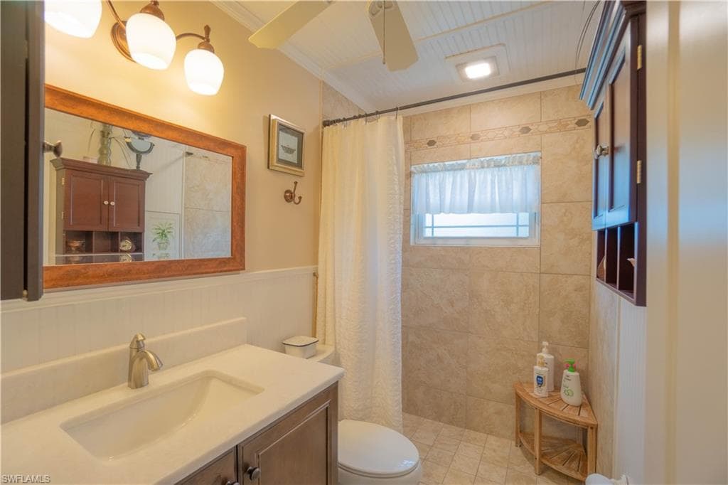 736 104th Ave N, Naples, FL 34108-17