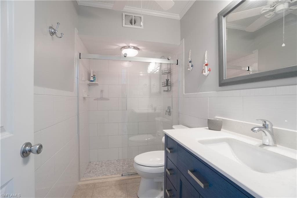 736 104th Ave N, Naples, FL 34108-21