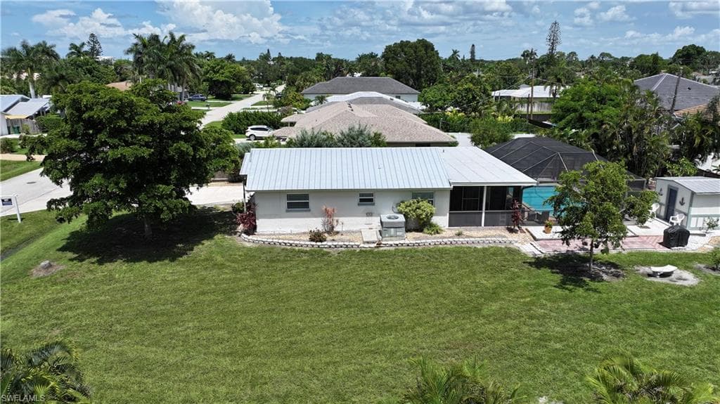 736 104th Ave N, Naples, FL 34108-4
