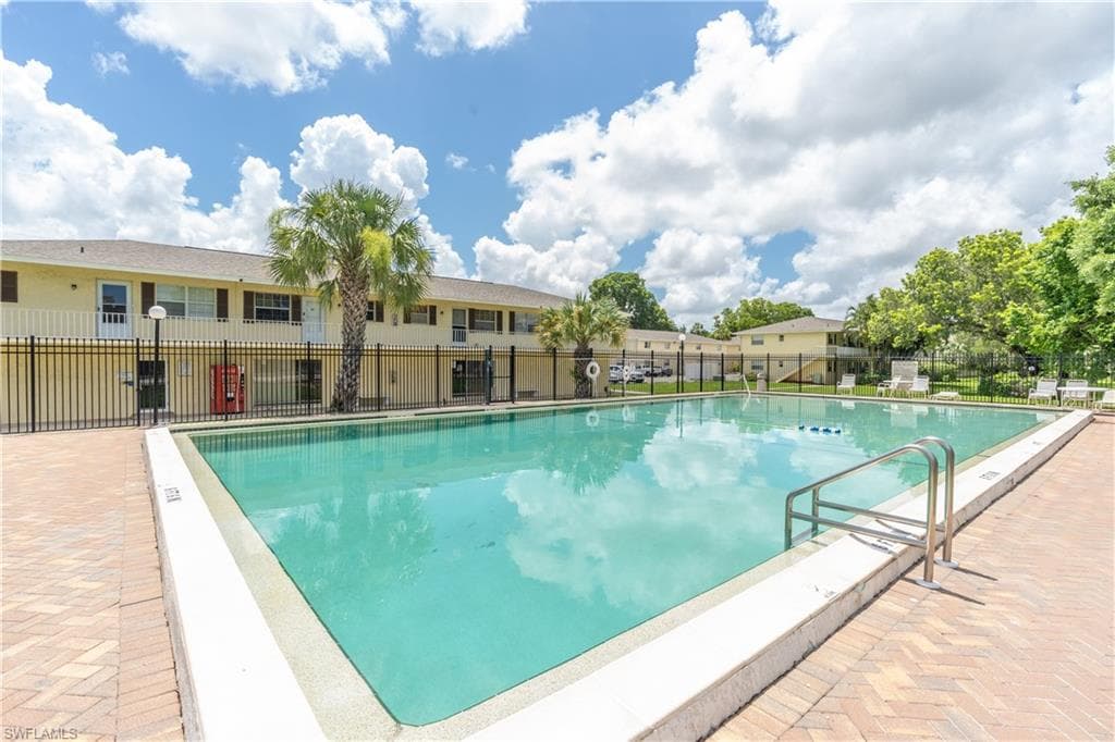 3325 Airport Rd N S8, Naples, FL 34105-13