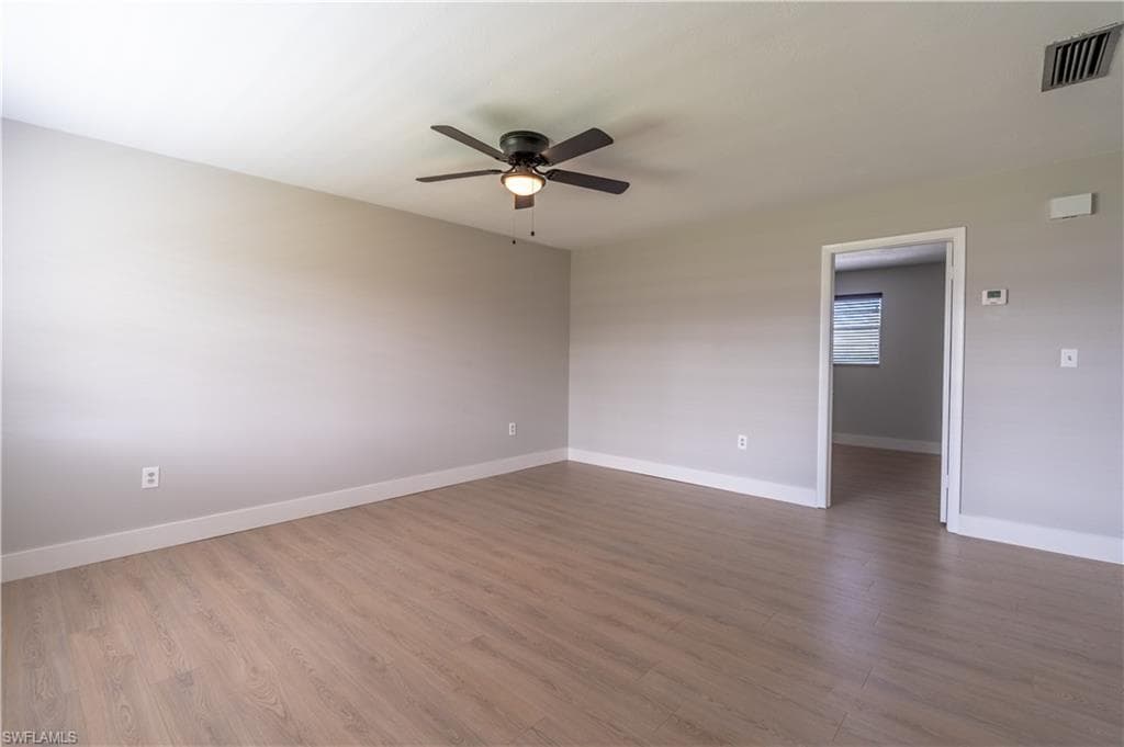 3325 Airport Rd N S8, Naples, FL 34105-8
