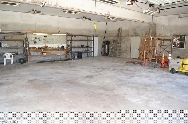 4045 Skyway Dr 26, Naples, FL 34112-21