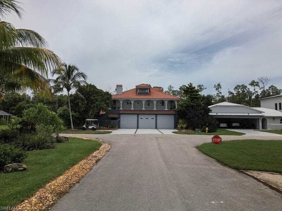 4045 Skyway Dr 26, Naples, FL 34112-4