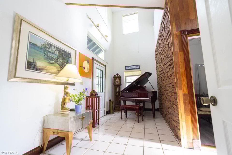 4045 Skyway Dr 26, Naples, FL 34112-5
