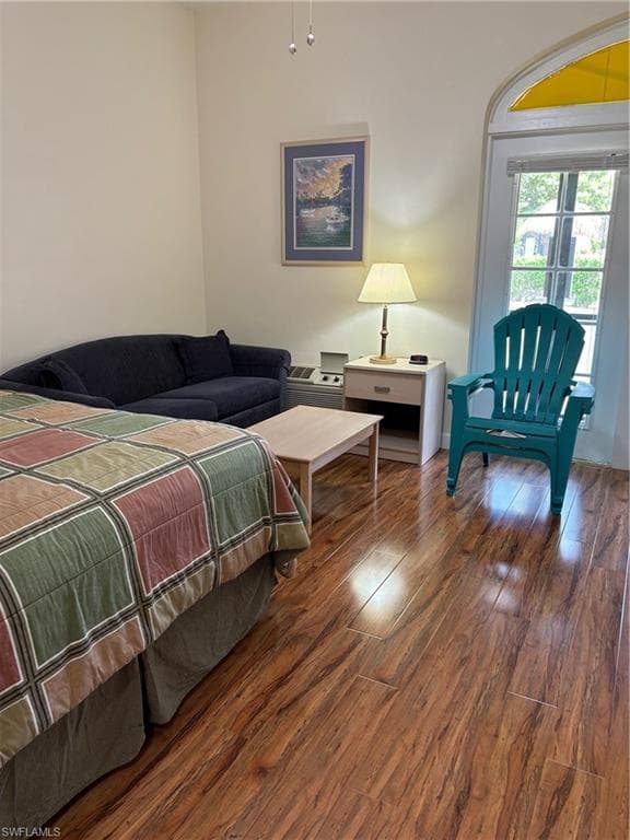 25000 Tamiami Trl E C128, Naples, FL 34114-9