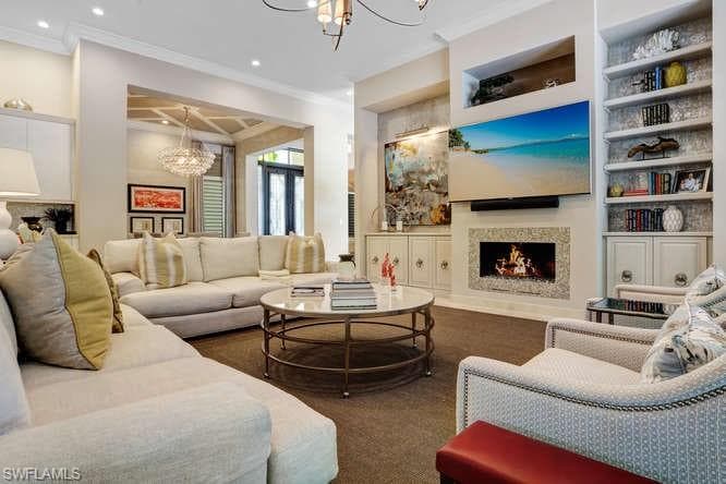 595 Regatta Rd, Naples, FL 34103-11