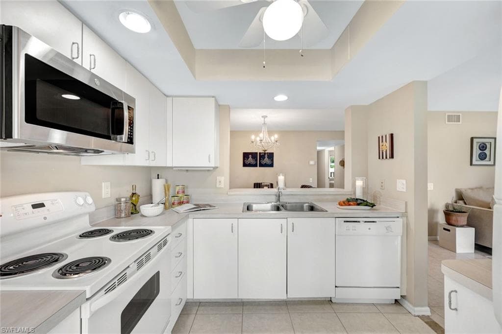 7340 Glenmoor Ln 3105, Naples, FL 34104-17