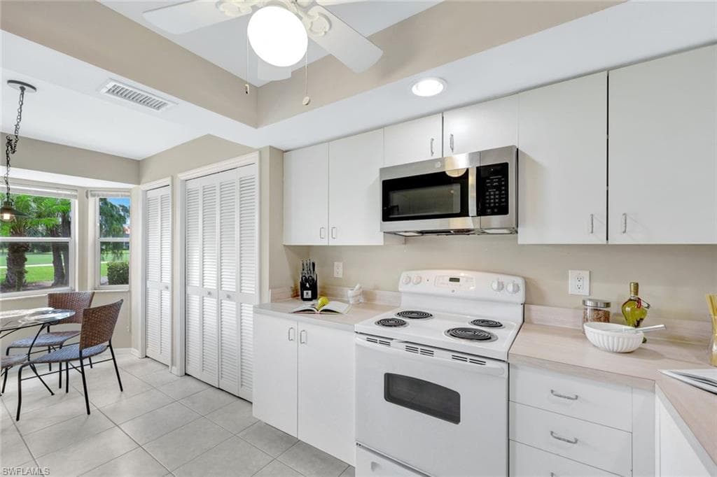 7340 Glenmoor Ln 3105, Naples, FL 34104-20