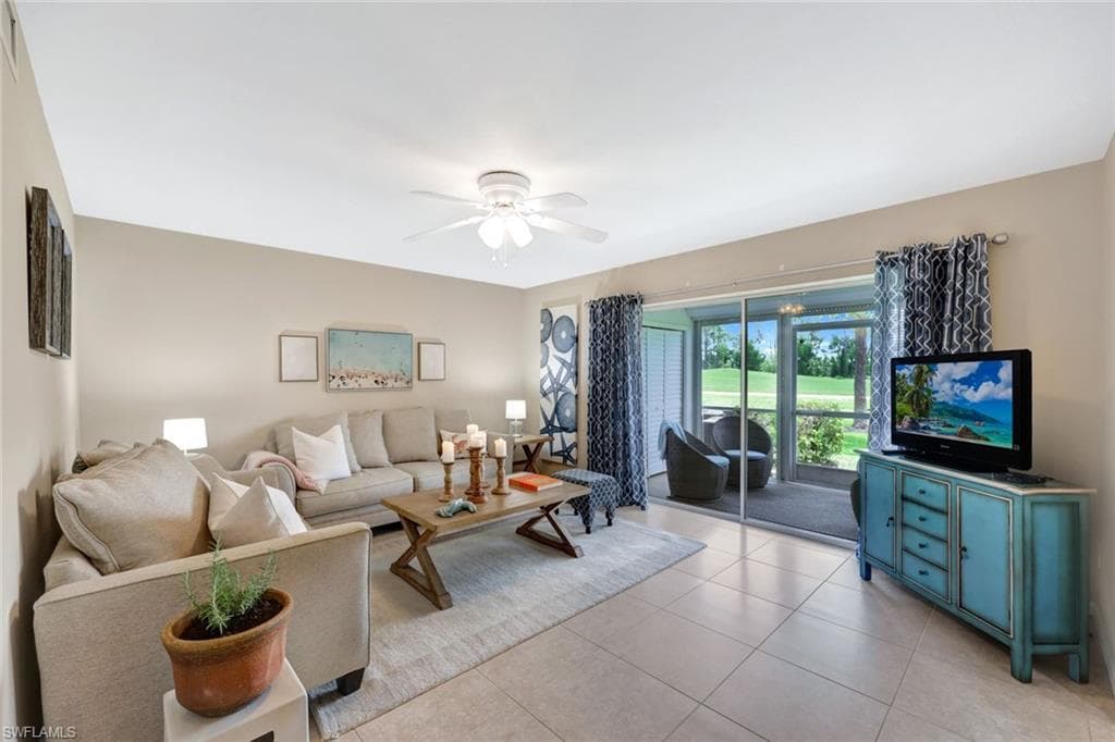 7340 Glenmoor Ln 3105, Naples, FL 34104-8