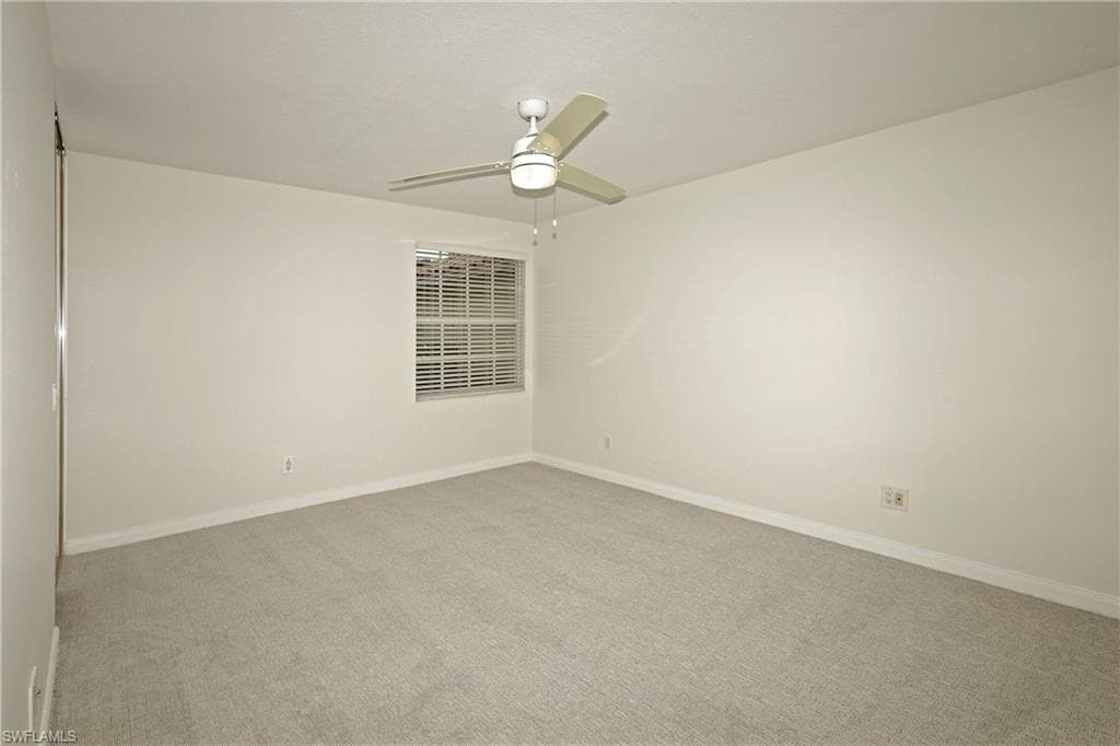 5009 Ventura Ct, Naples, FL 34109-11