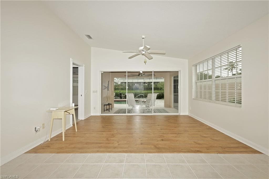 5009 Ventura Ct, Naples, FL 34109-19