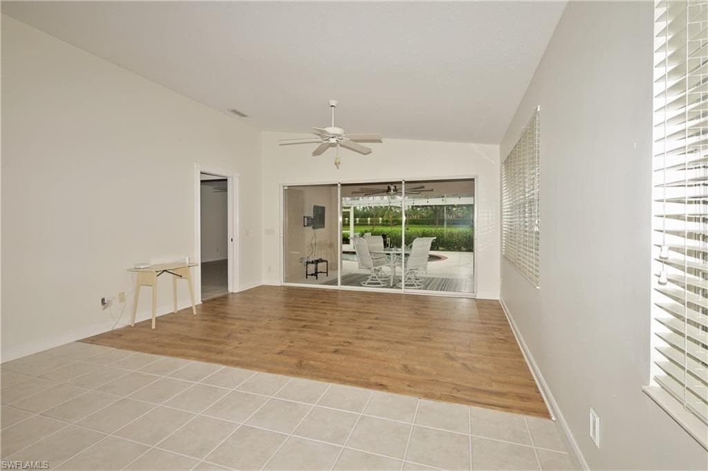 5009 Ventura Ct, Naples, FL 34109-21