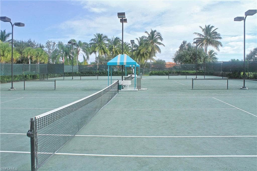 5009 Ventura Ct, Naples, FL 34109-33