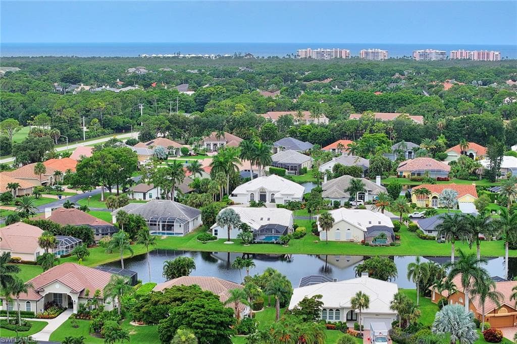 28900 Regis Ct, Bonita Springs, FL 34134-34