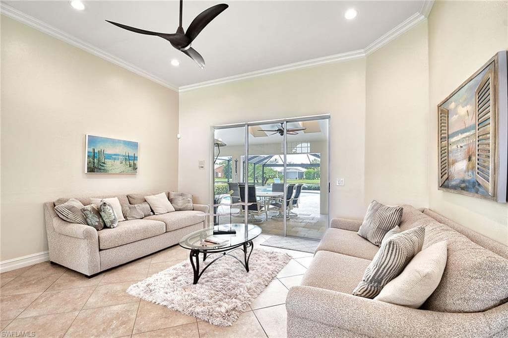 28900 Regis Ct, Bonita Springs, FL 34134-4
