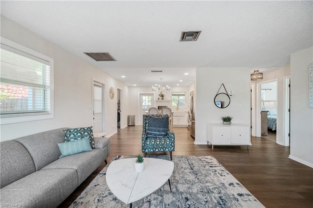 27610 Roslin Dr, Bonita Springs, FL 34135-12