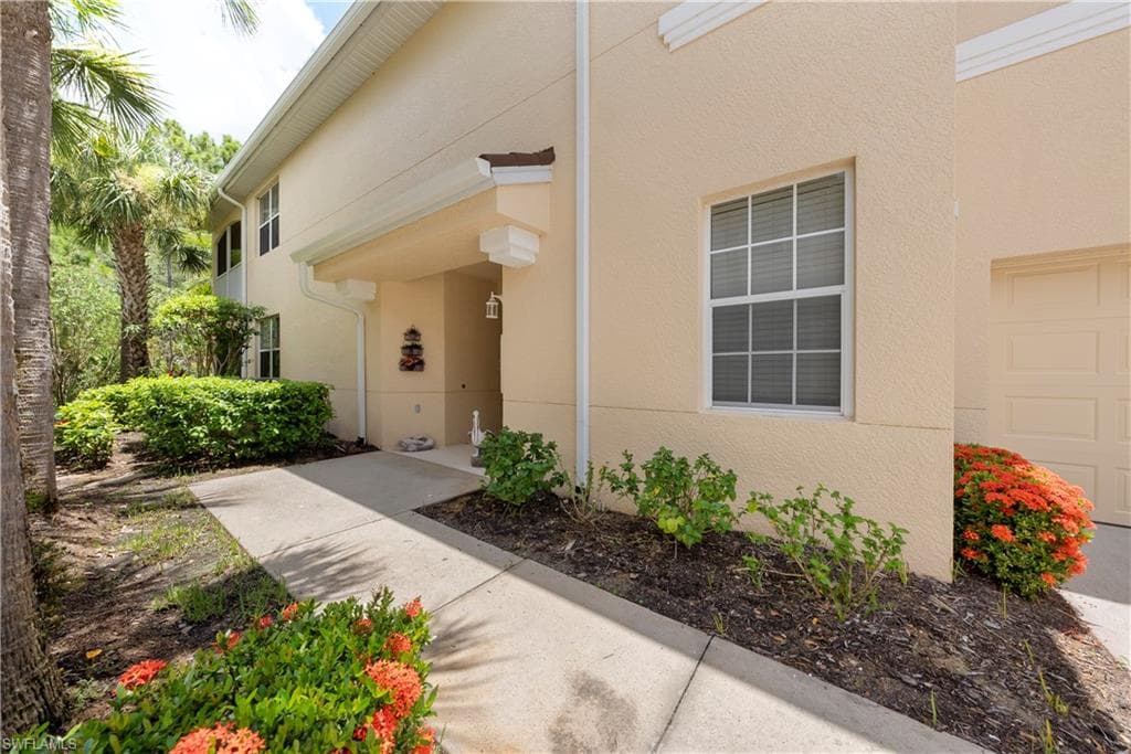 10507 Sevilla Dr 101, Fort Myers, FL 33913-26