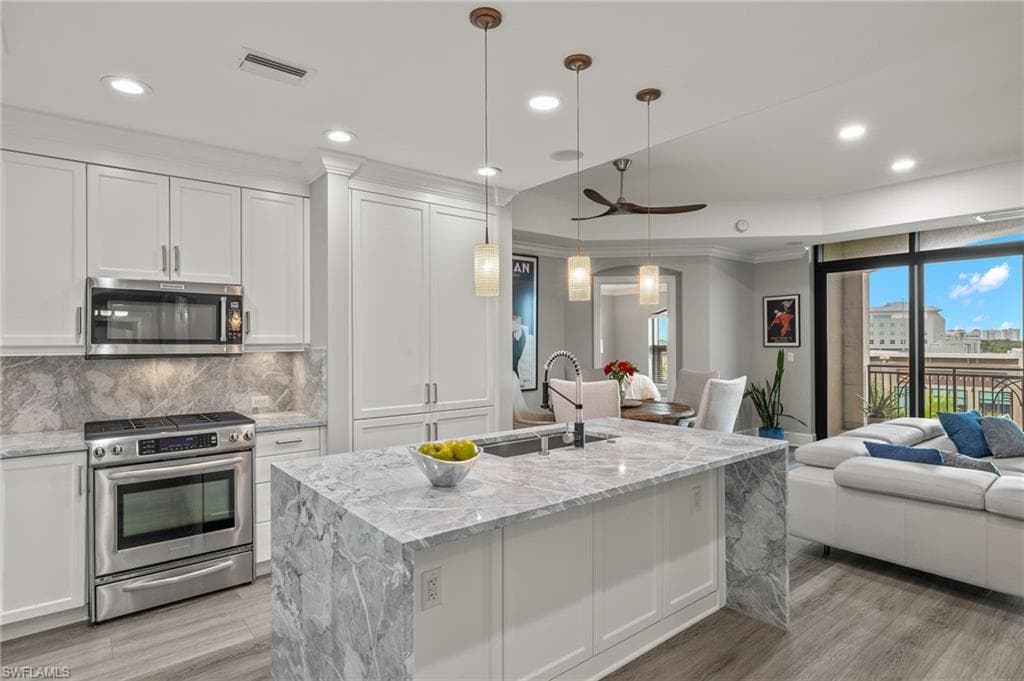 9115 Strada Pl 5508, Naples, FL 34108-13