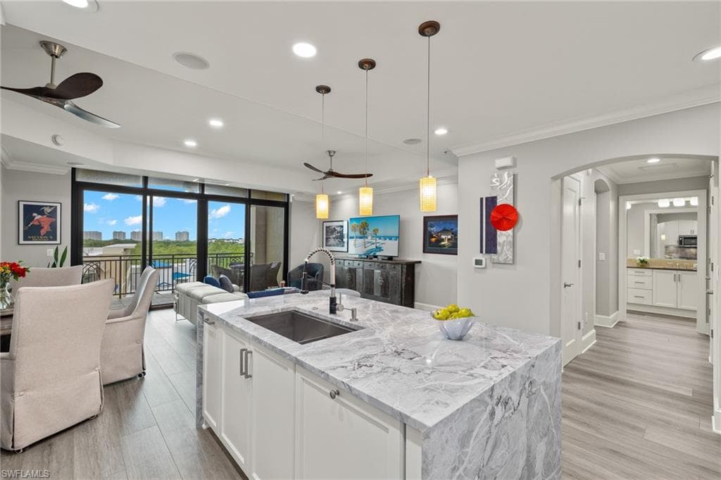 9115 Strada Pl 5508, Naples, FL 34108-4