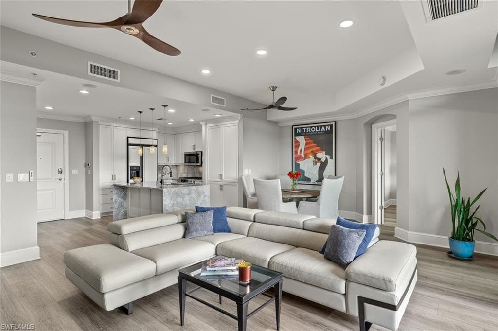 9115 Strada Pl 5508, Naples, FL 34108-7