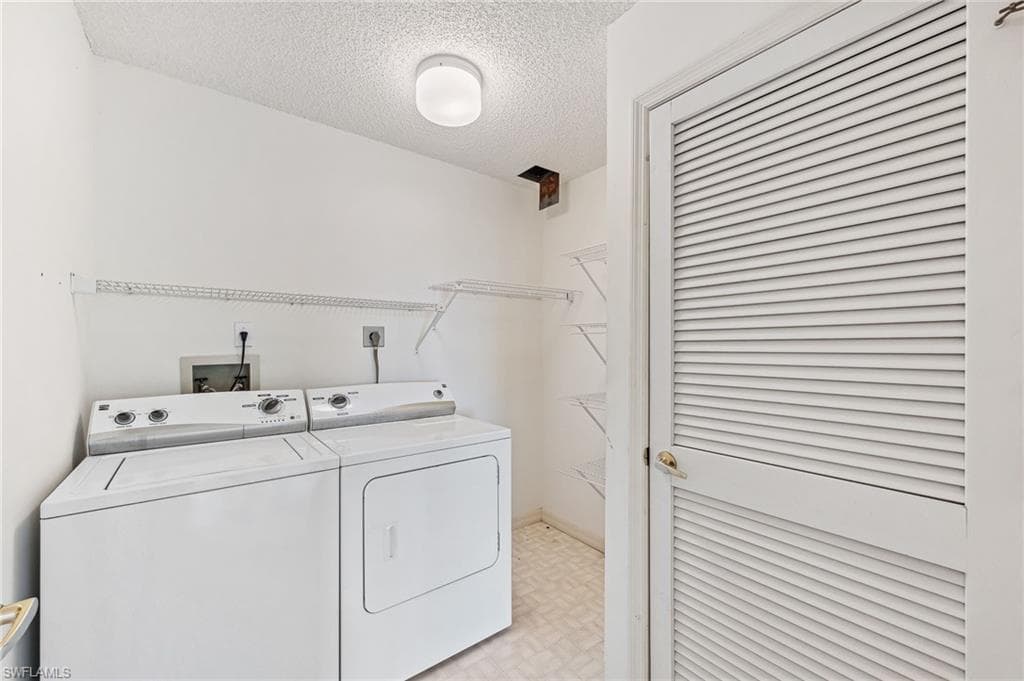 900 Arbor Lake Dr 9-501, Naples, FL 34110-22