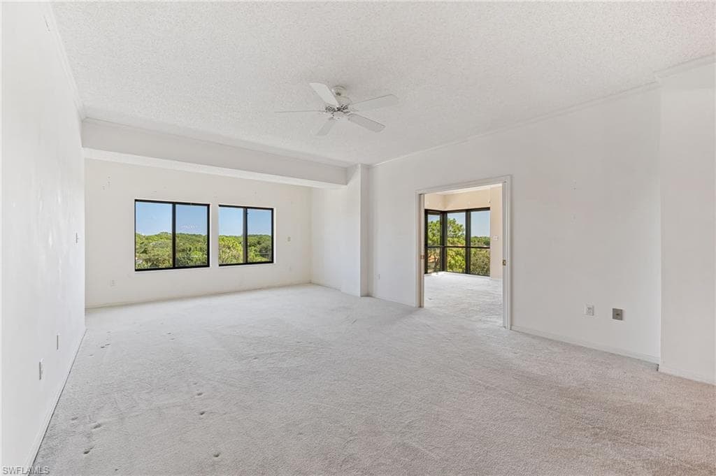 900 Arbor Lake Dr 9-501, Naples, FL 34110-3