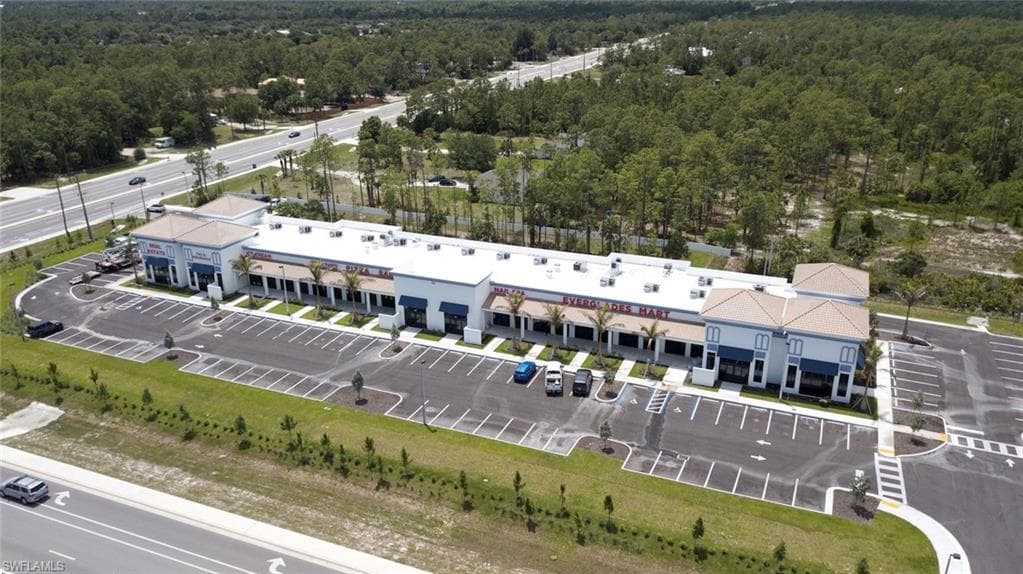 55 Everglades Blvd N 113, Naples, FL 34120-1