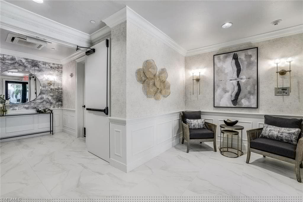 16433 Carrara Way 202, Naples, FL 34110-29