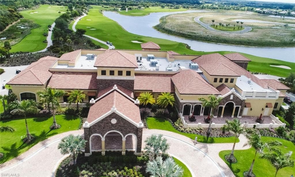 9715 Acqua Ct 111, Naples, FL 34113-23