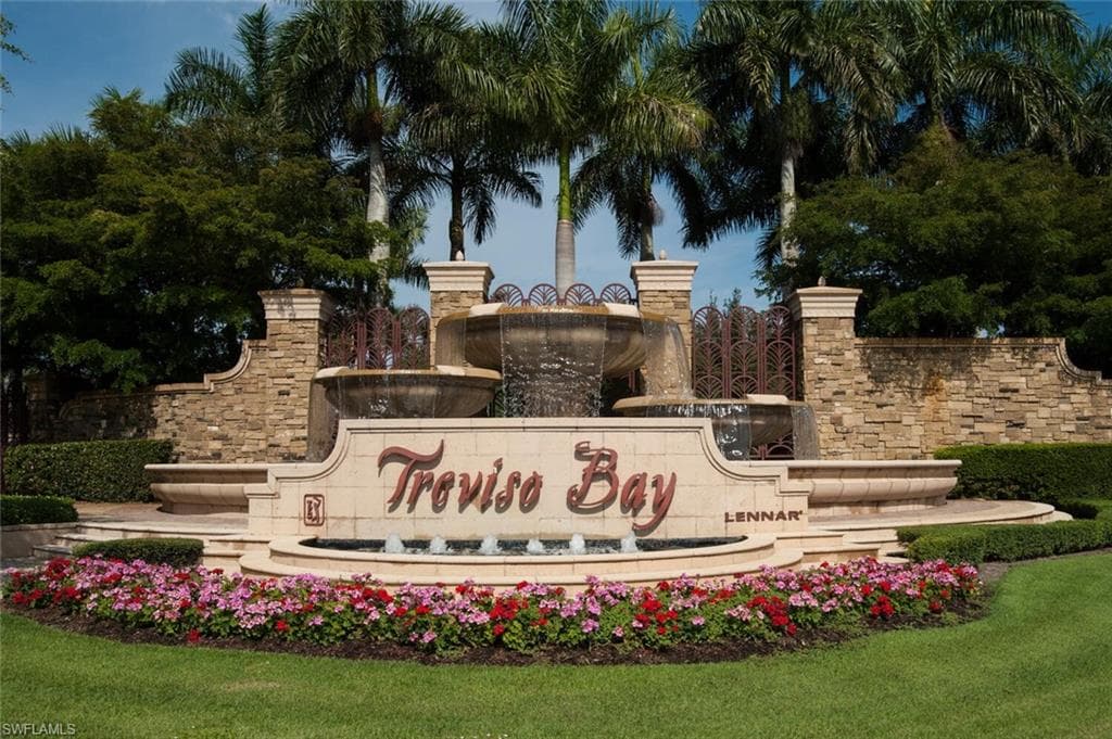 9715 Acqua Ct 111, Naples, FL 34113-49