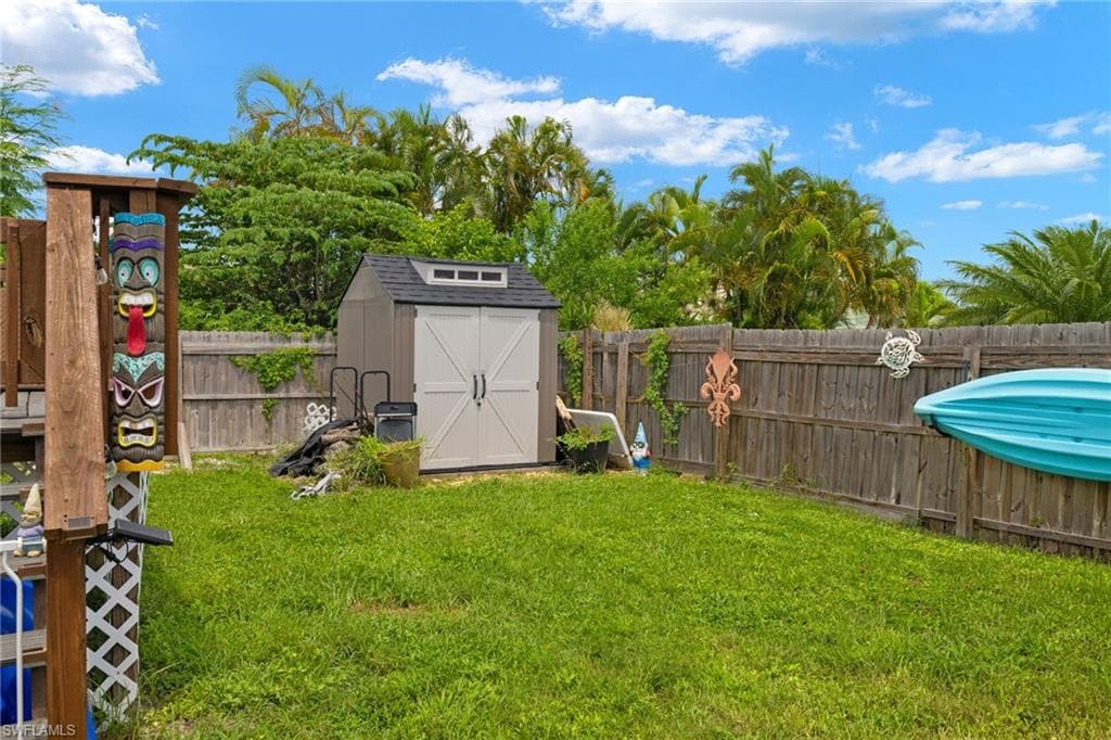 4224 2nd Ave, Cape Coral, FL 33904-26