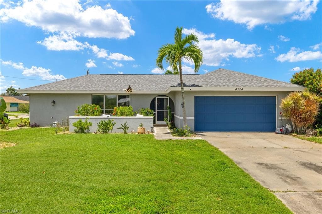 4224 2nd Ave, Cape Coral, FL 33904-2
